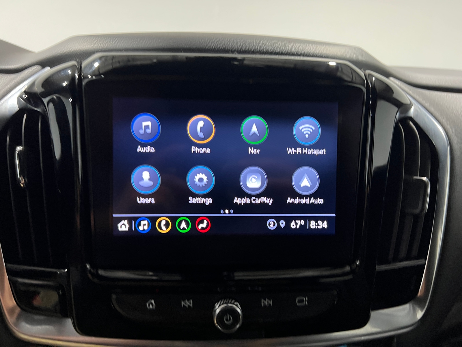 Thumbnail: 2023 Chevrolet Traverse - 3
