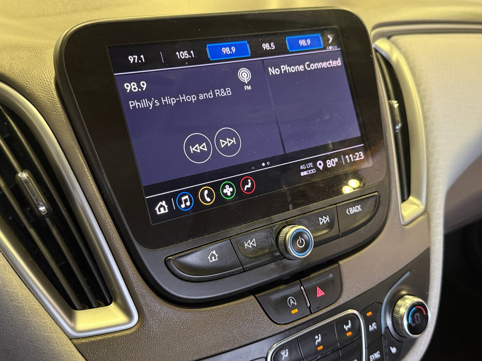 Thumbnail: 2025 Chevrolet Malibu - 4