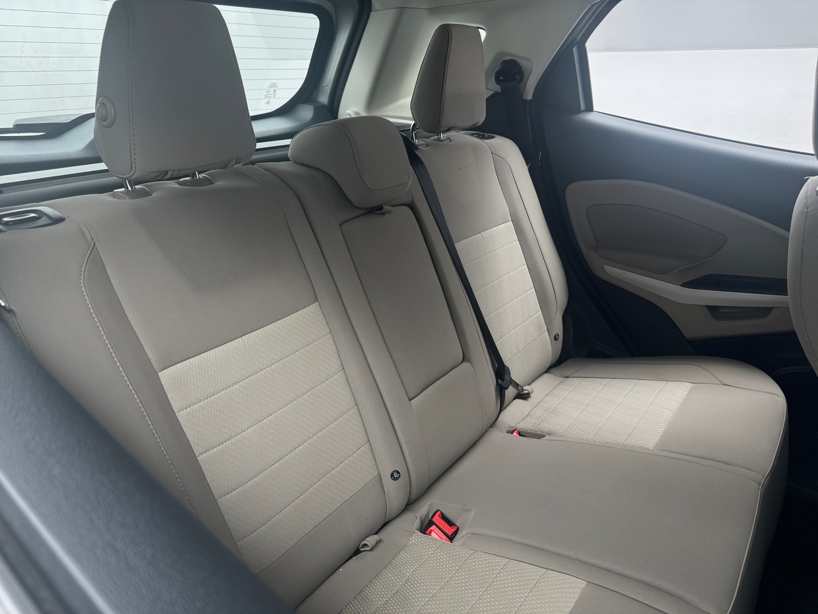 Thumbnail: 2018 Ford EcoSport - 6