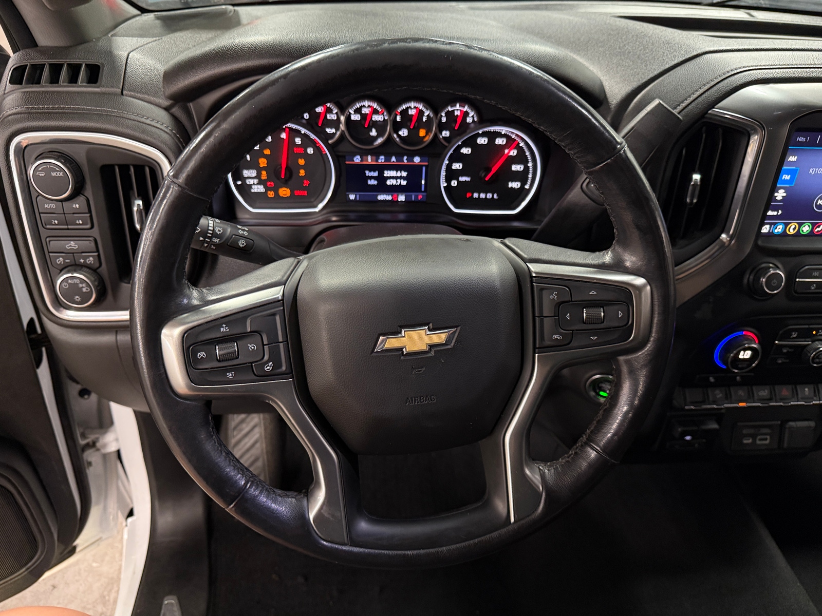 Thumbnail: 2020 Chevrolet Silverado 1500 - 5