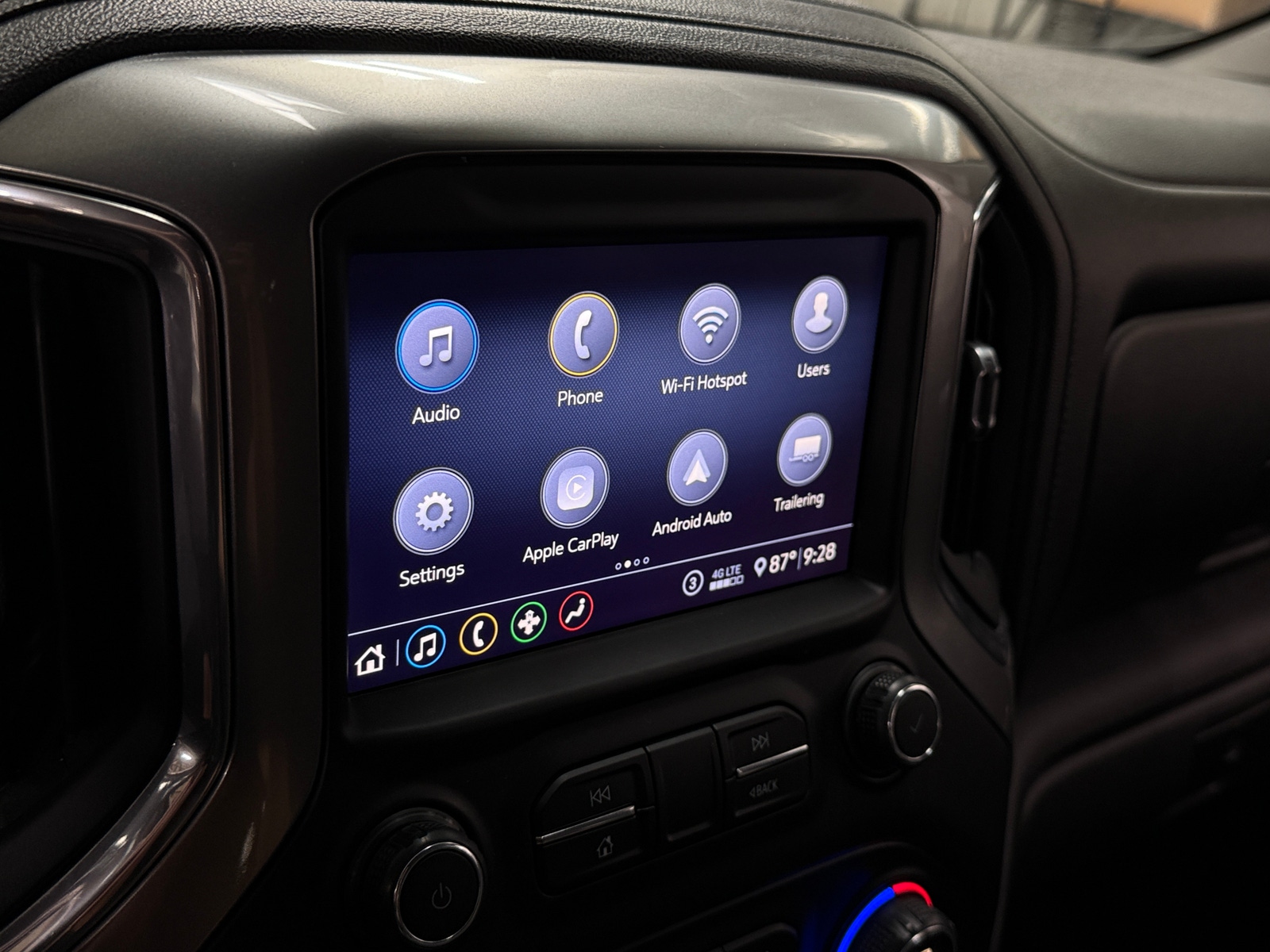 Thumbnail: 2020 Chevrolet Silverado 1500 - 4