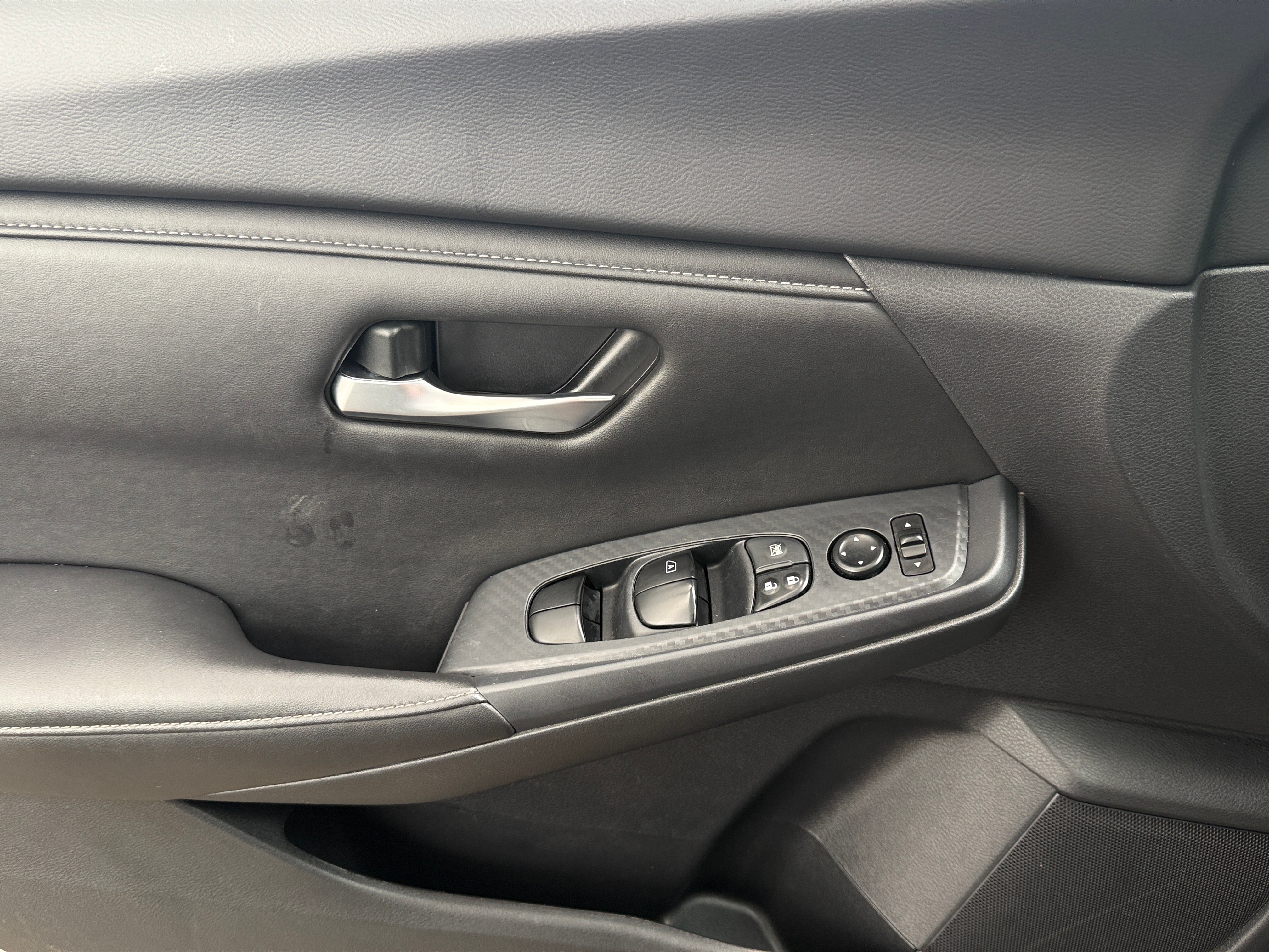 2024 Nissan Sentra SV - Photo 7