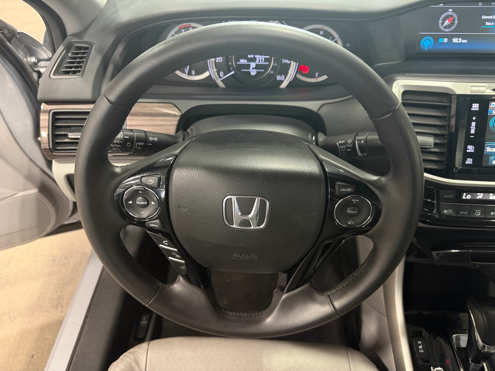 Thumbnail: 2017 Honda Accord - 4