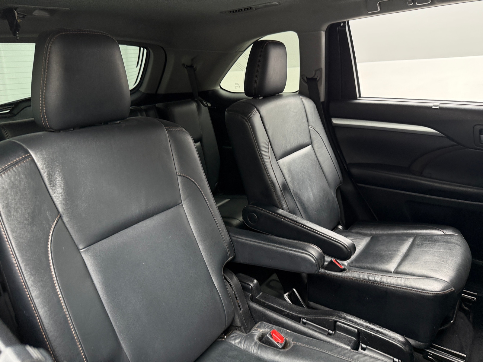 Thumbnail: 2018 Toyota Highlander - 5
