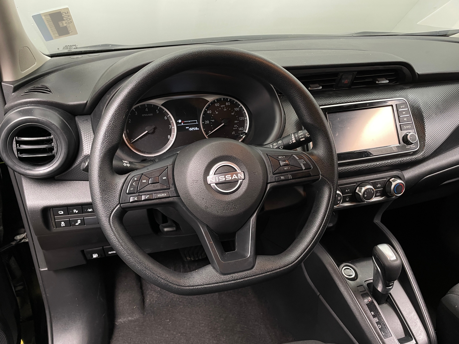 Thumbnail: 2024 Nissan Kicks - 5