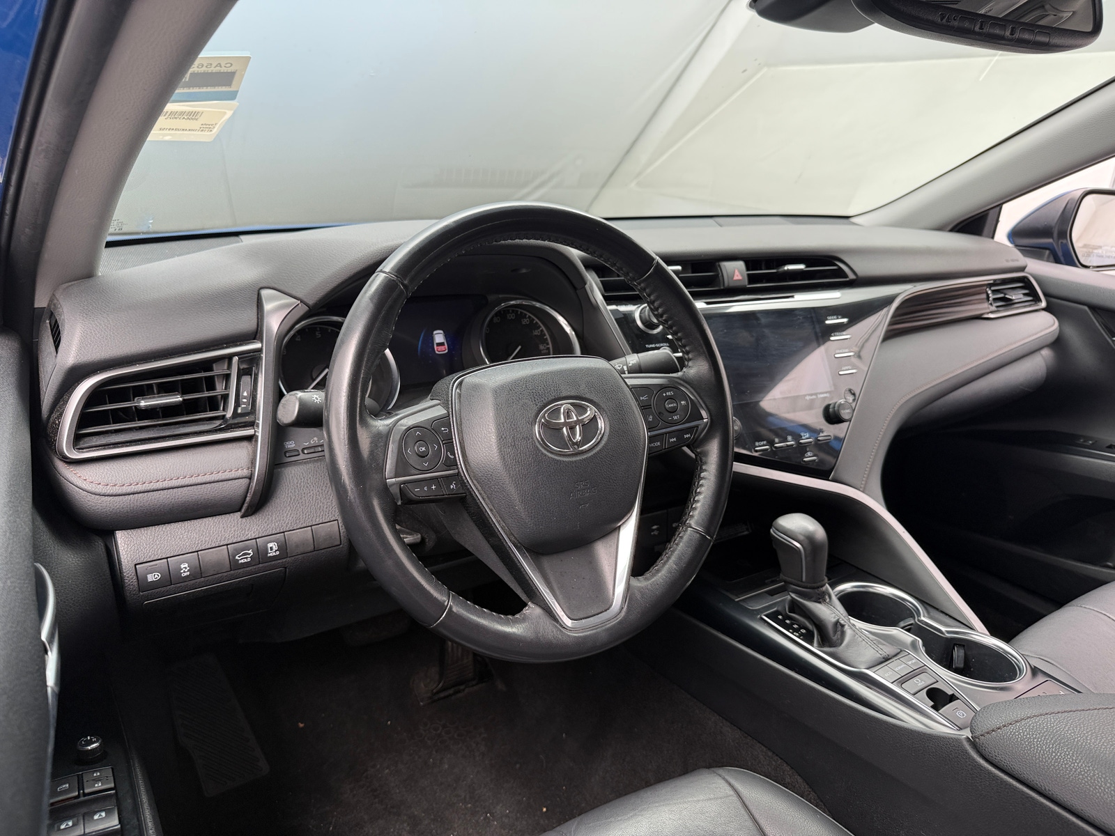 Thumbnail: 2019 Toyota Camry - 4