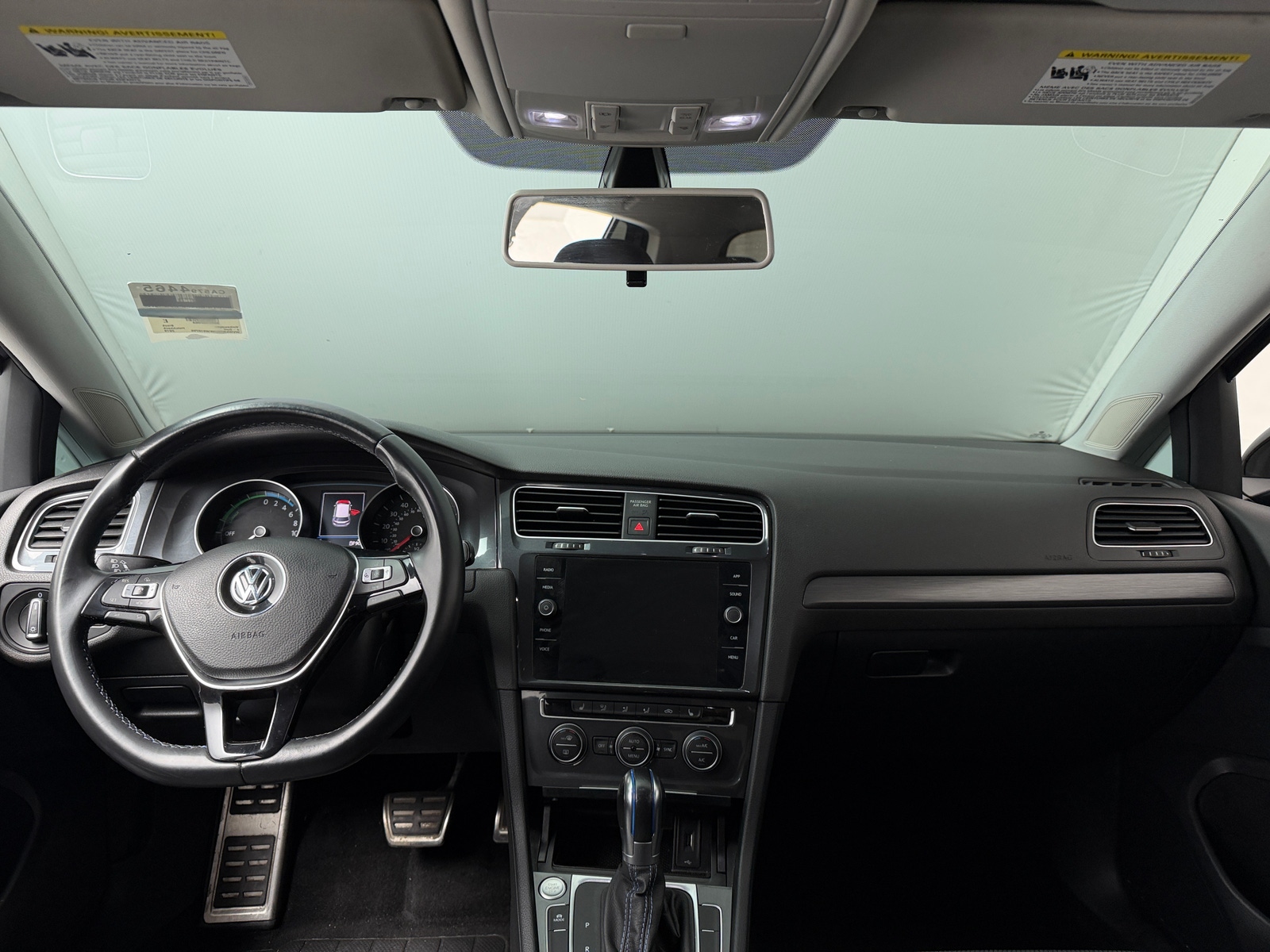 Thumbnail: 2019 Volkswagen e-Golf - 3