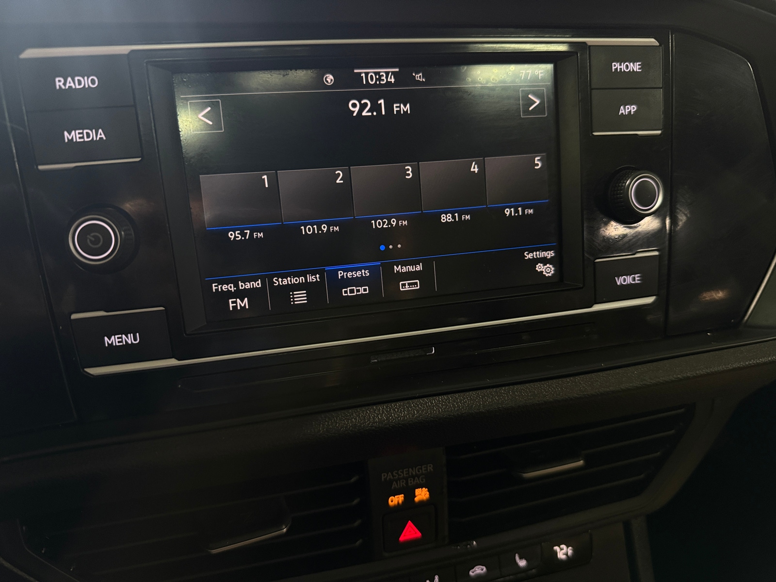 Thumbnail: 2020 Volkswagen Jetta - 3