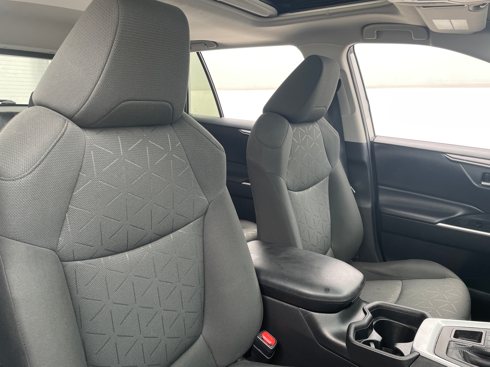 Thumbnail: 2021 Toyota RAV4 - 2