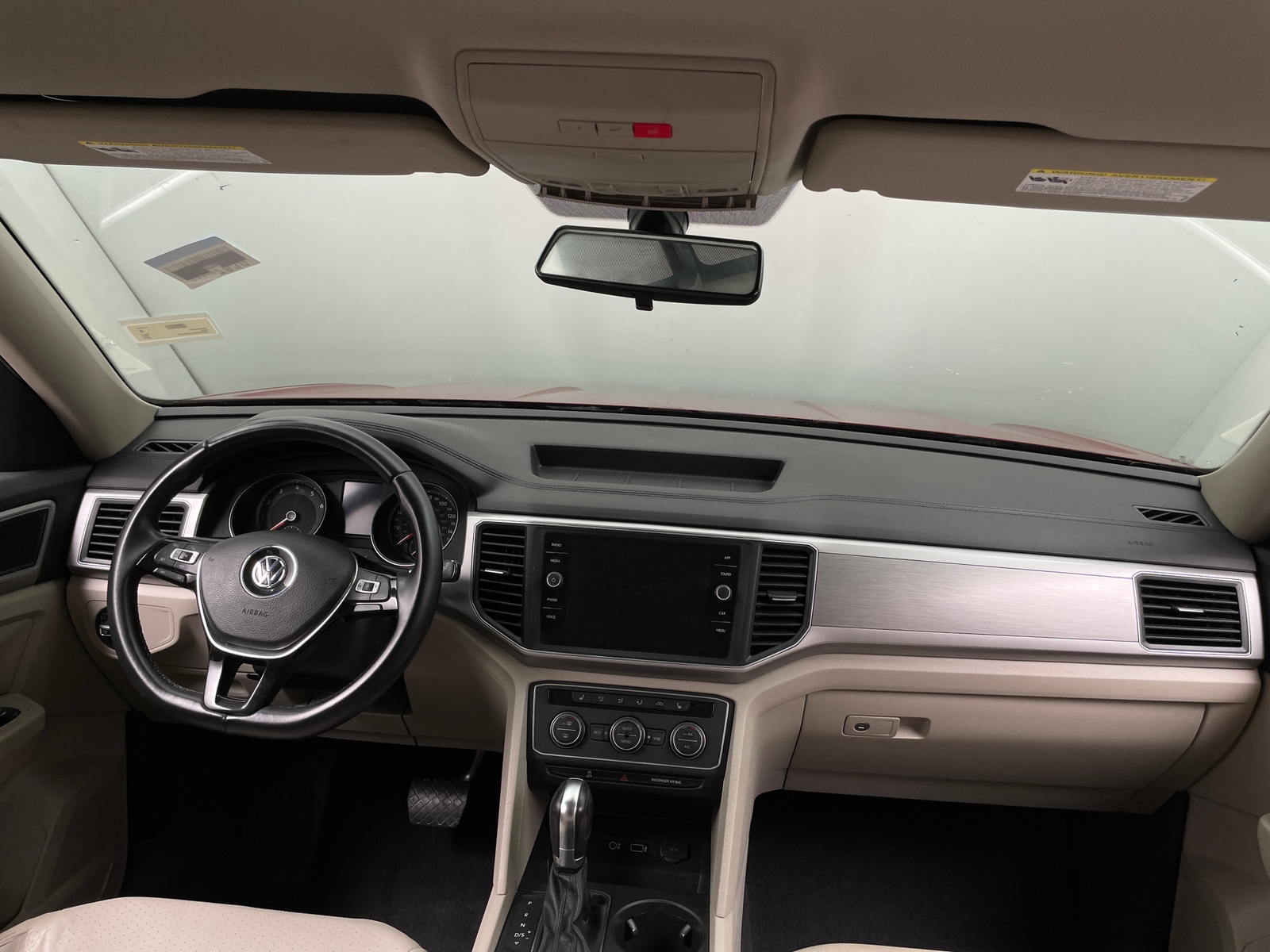 Thumbnail: 2019 Volkswagen Atlas - 2