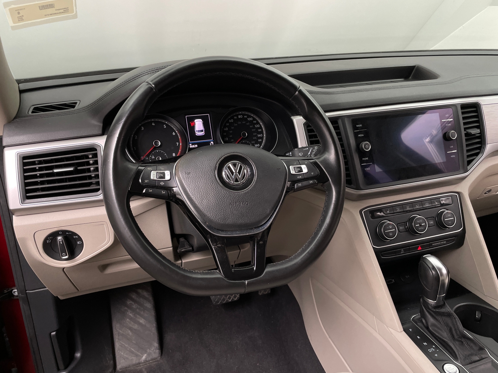 Thumbnail: 2019 Volkswagen Atlas - 4