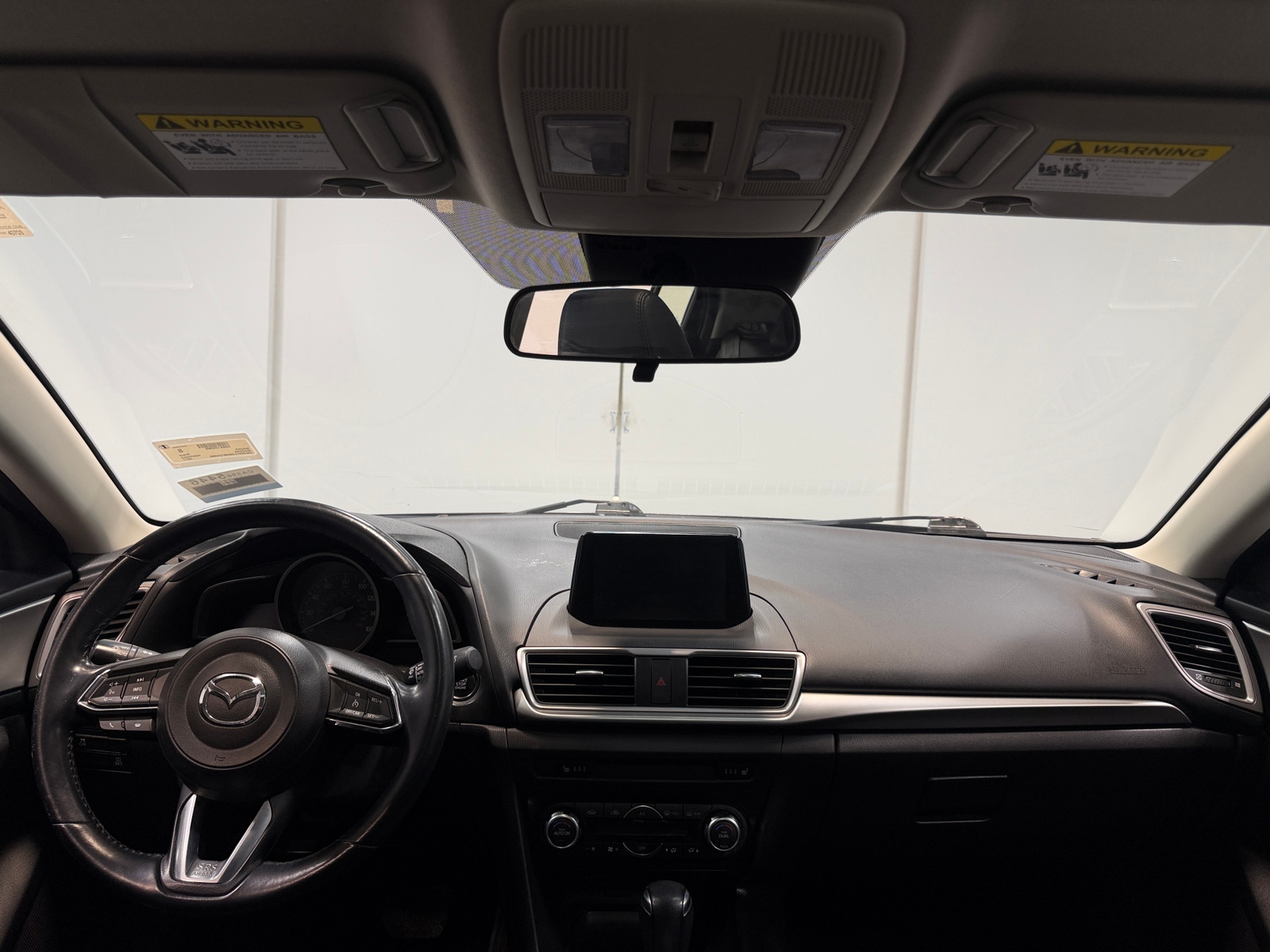 Thumbnail: 2017 Mazda Mazda3 - 2