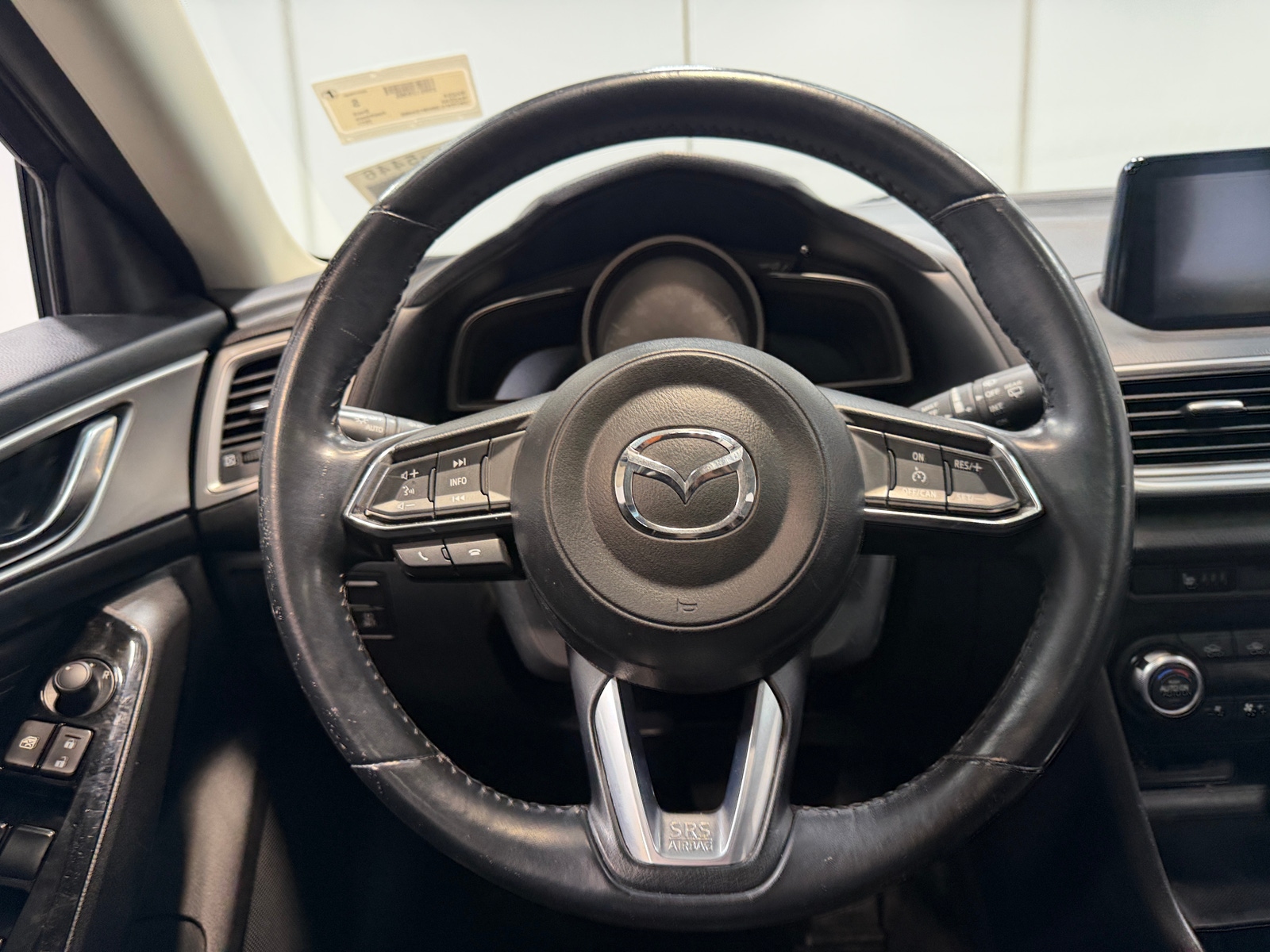 Thumbnail: 2017 Mazda Mazda3 - 4