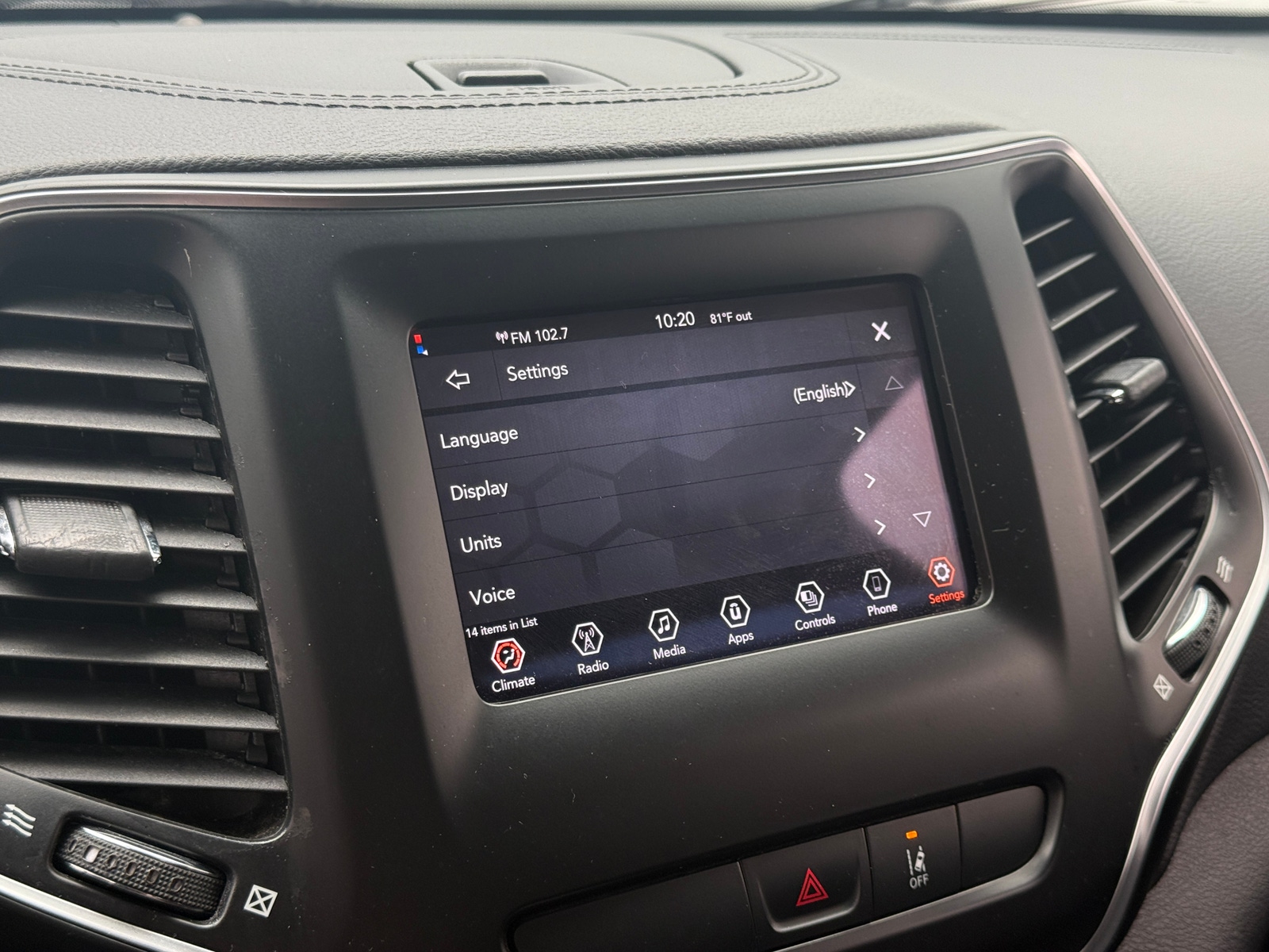 Thumbnail: 2021 Jeep Cherokee - 4