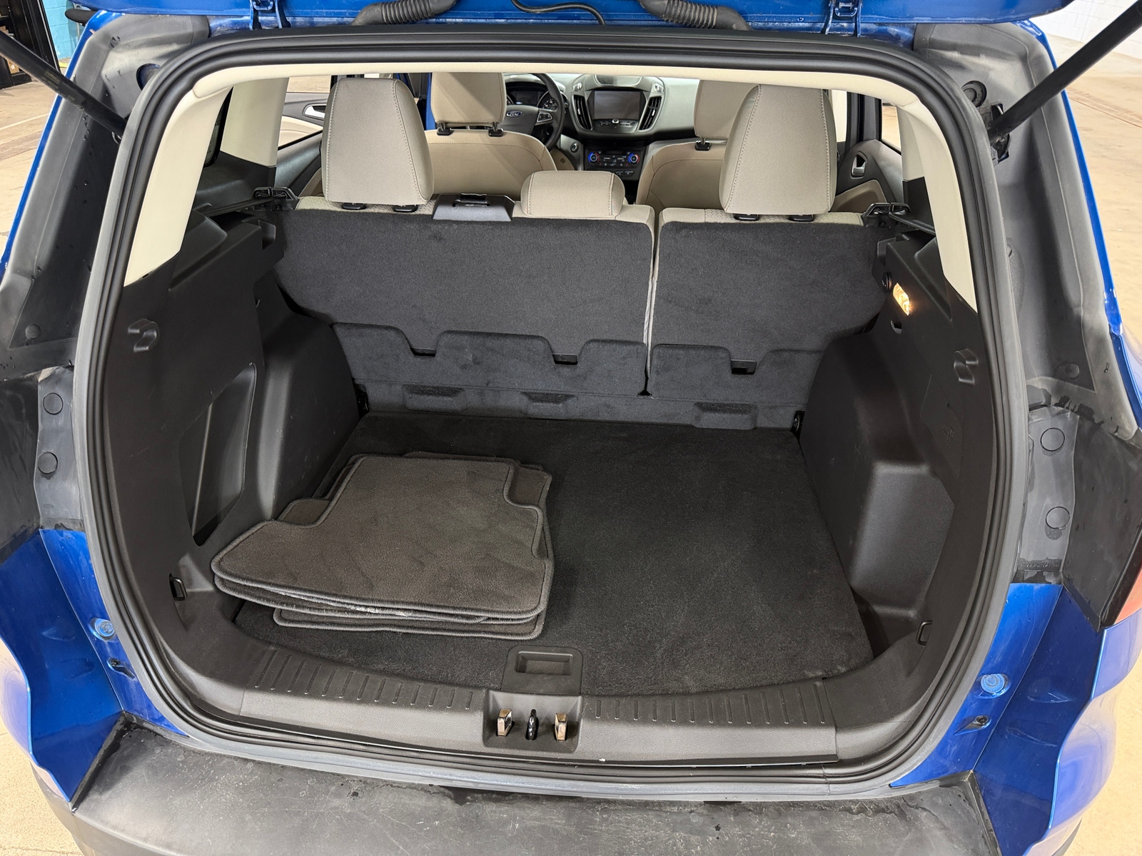 Thumbnail: 2019 Ford Escape - 7