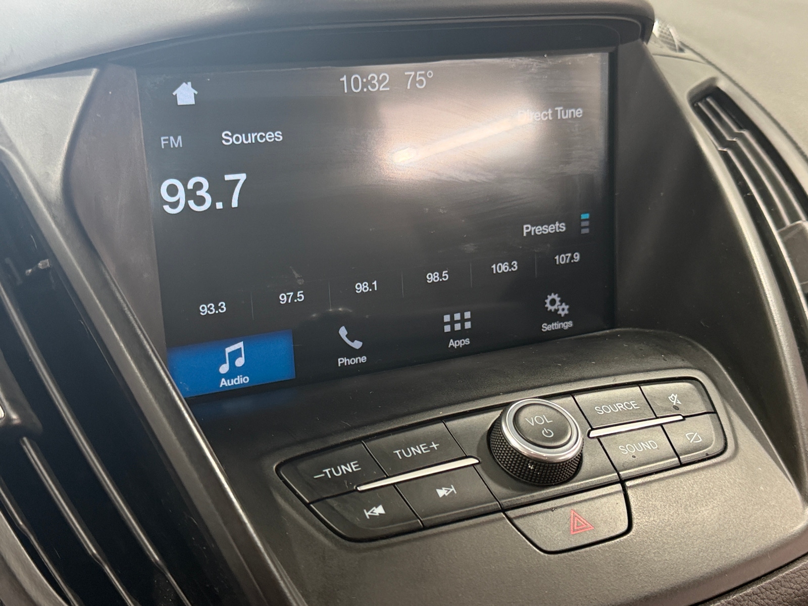 Thumbnail: 2019 Ford Escape - 4