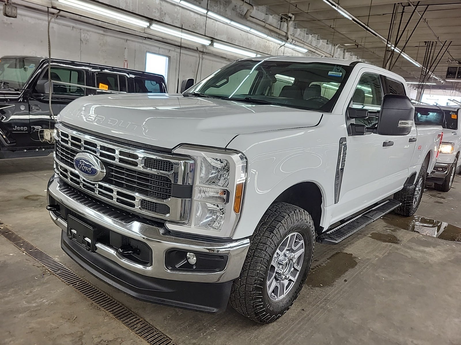 2025 Ford F-250 XLT 4WD Crew Cab 6.75' Box