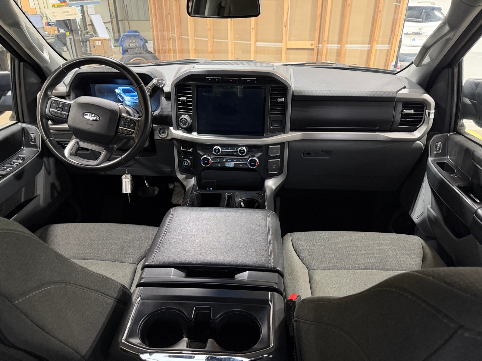 Thumbnail: 2024 Ford Econoline - 3