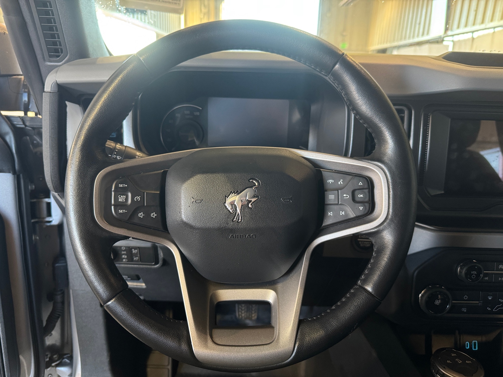 Thumbnail: 2021 Ford Bronco - 5