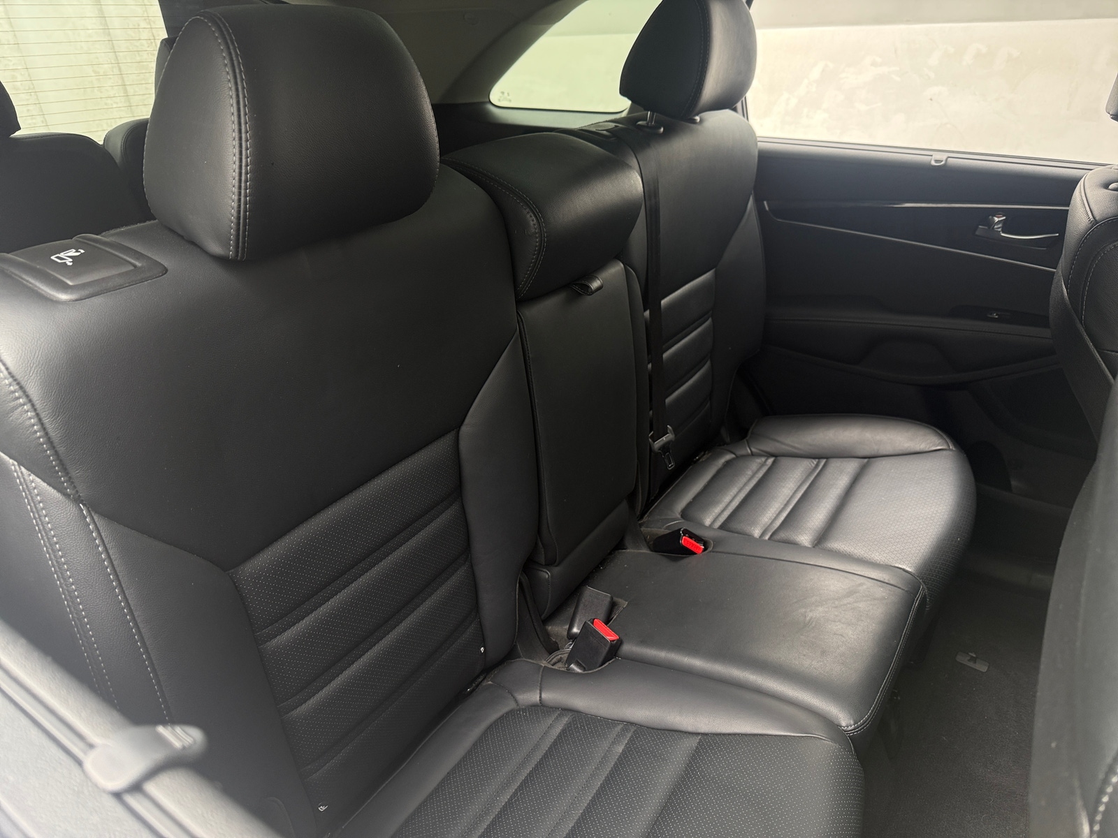 Thumbnail: 2017 Kia Sorento - 5