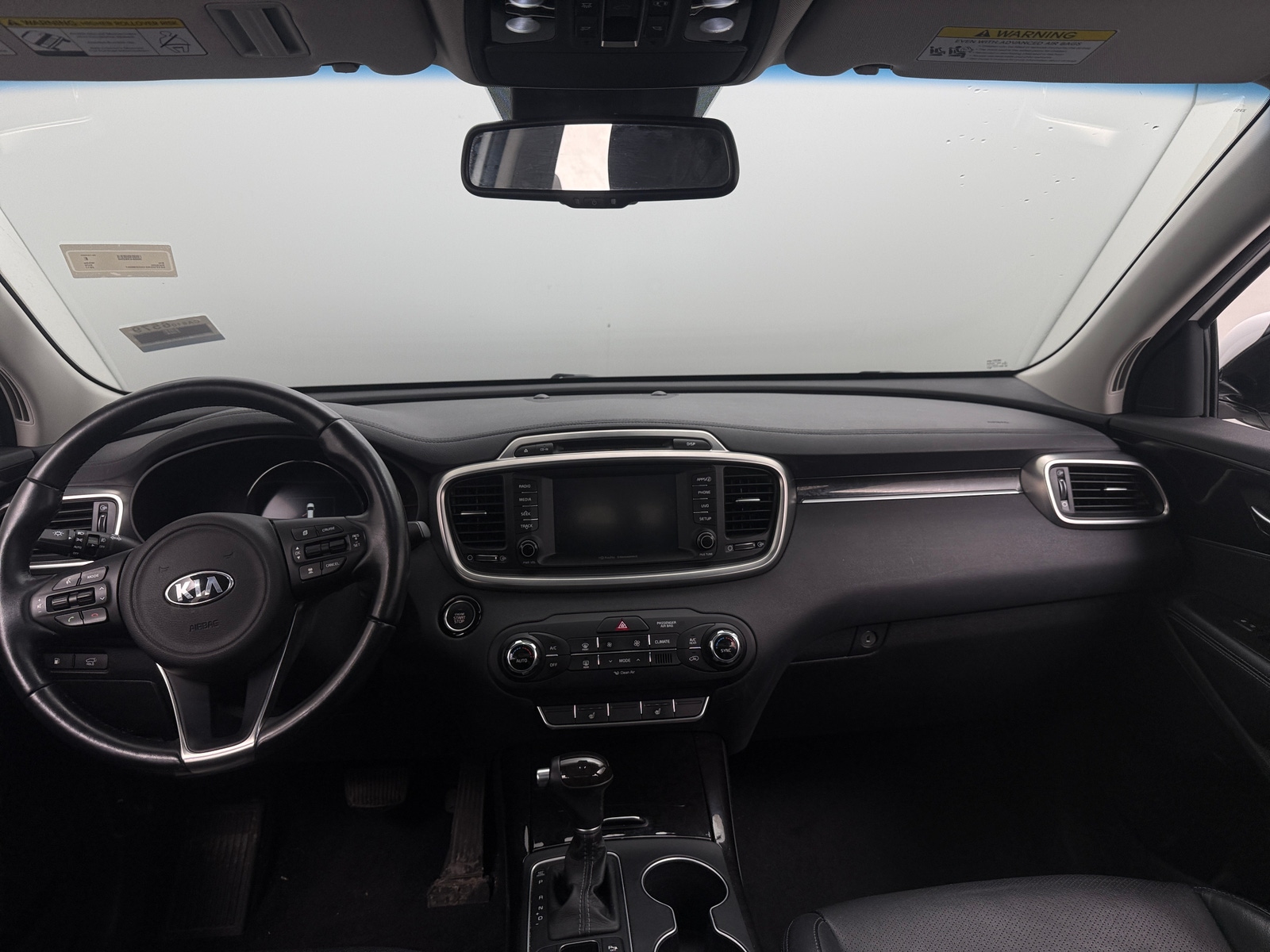 Thumbnail: 2017 Kia Sorento - 2