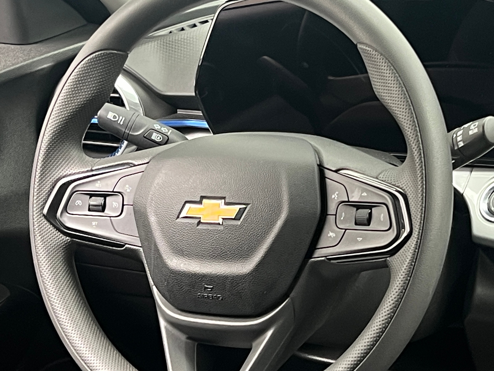 Thumbnail: 2025 Chevrolet Trax - 4