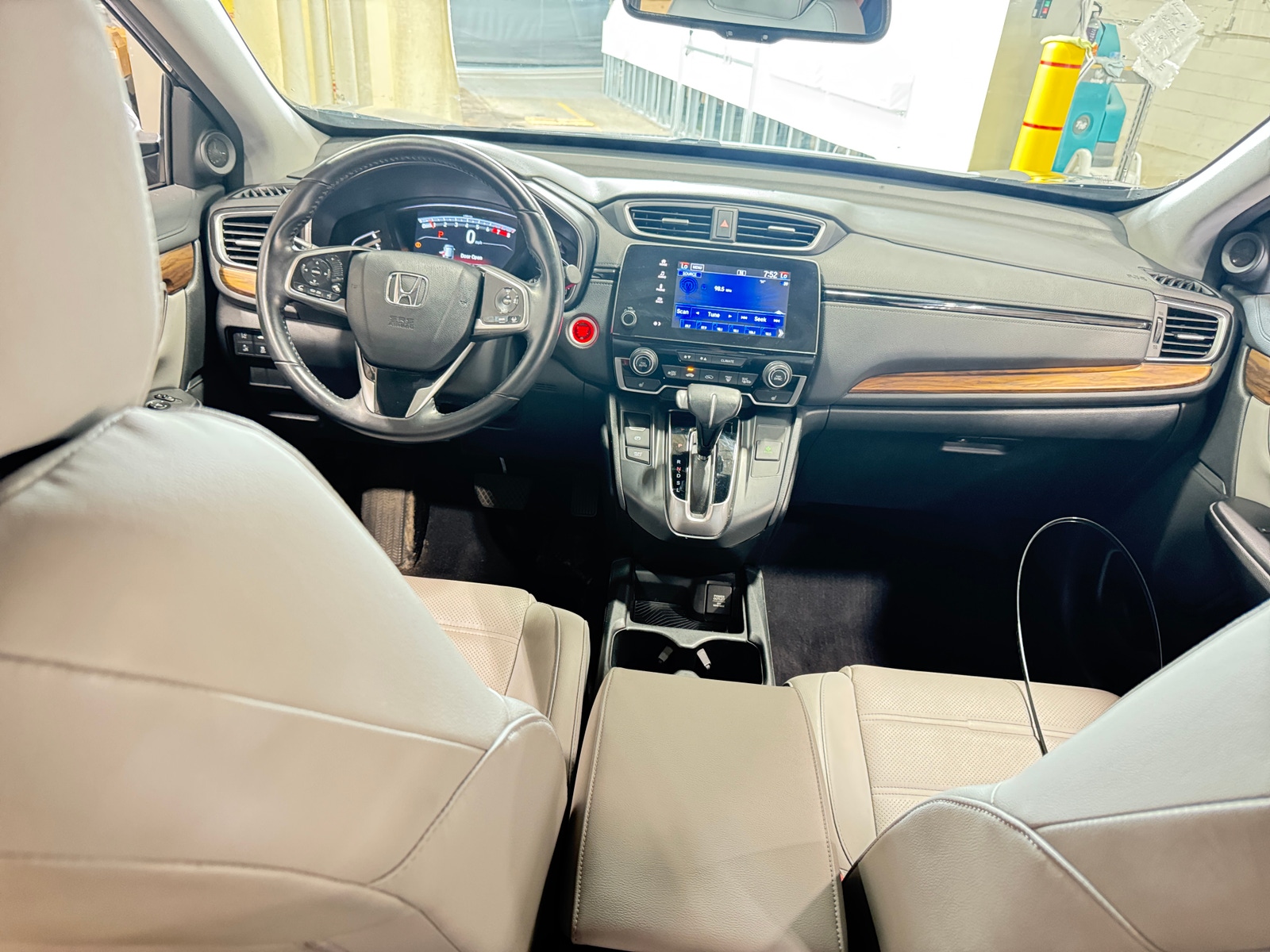 Thumbnail: 2017 Honda CR-V - 2