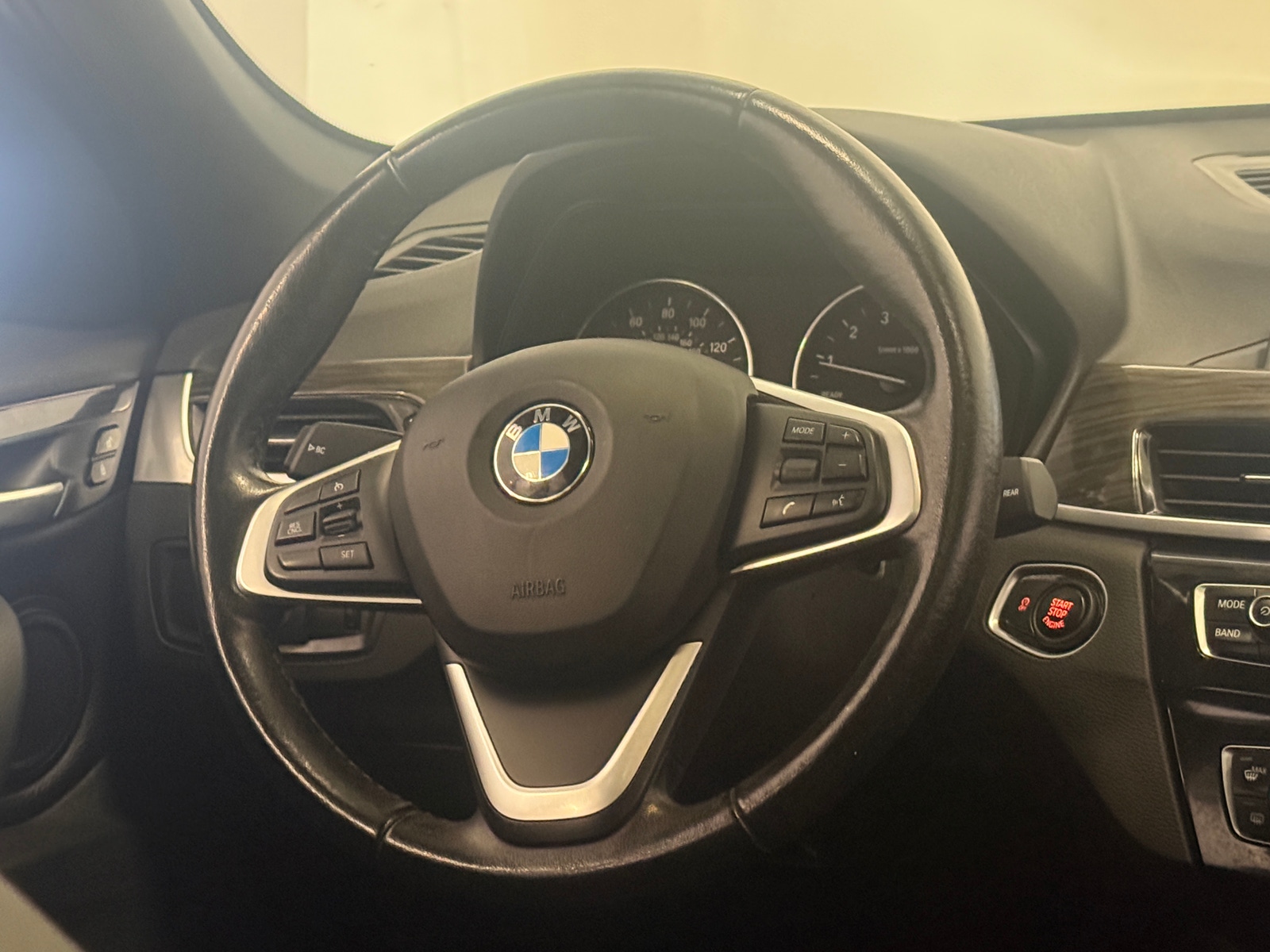 Thumbnail: 2018 BMW X1 - 4