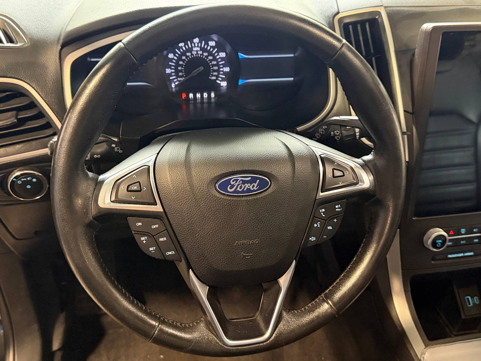 Thumbnail: 2021 Ford Edge - 4