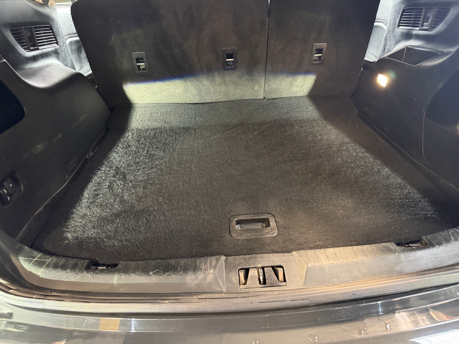 Thumbnail: 2021 Ford Edge - 6