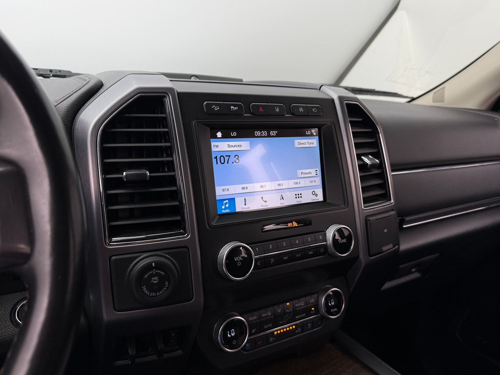 Thumbnail: 2019 Ford Expedition - 3