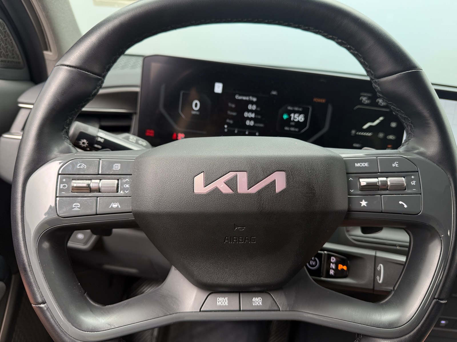 Thumbnail: 2024 Kia EV9 - 4