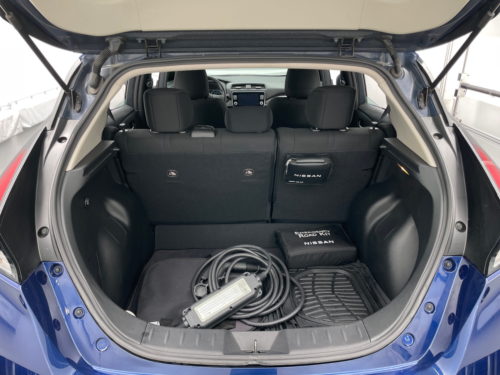 Thumbnail: 2025 Nissan Leaf - 7