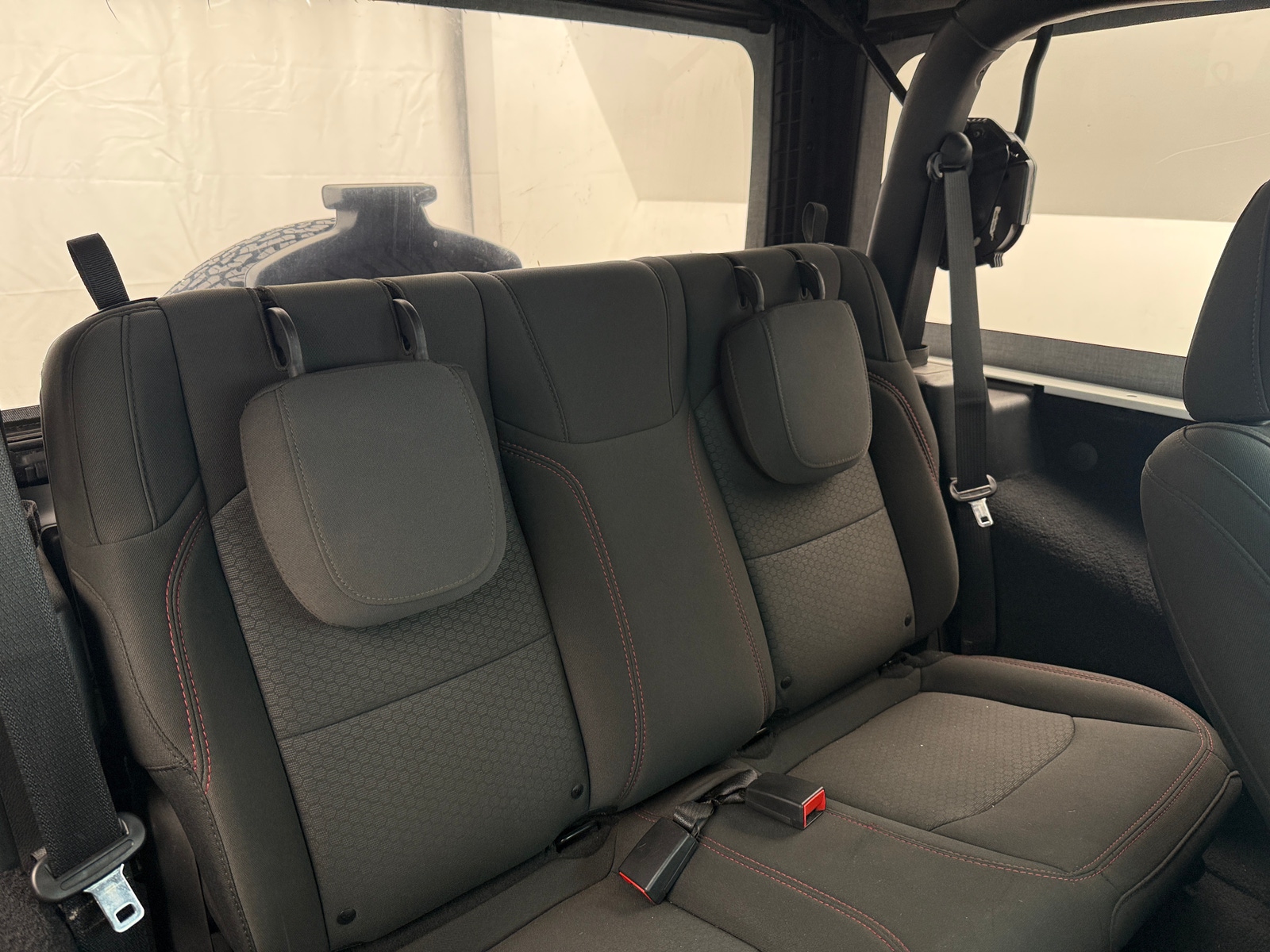 Thumbnail: 2021 Jeep Wrangler - 6