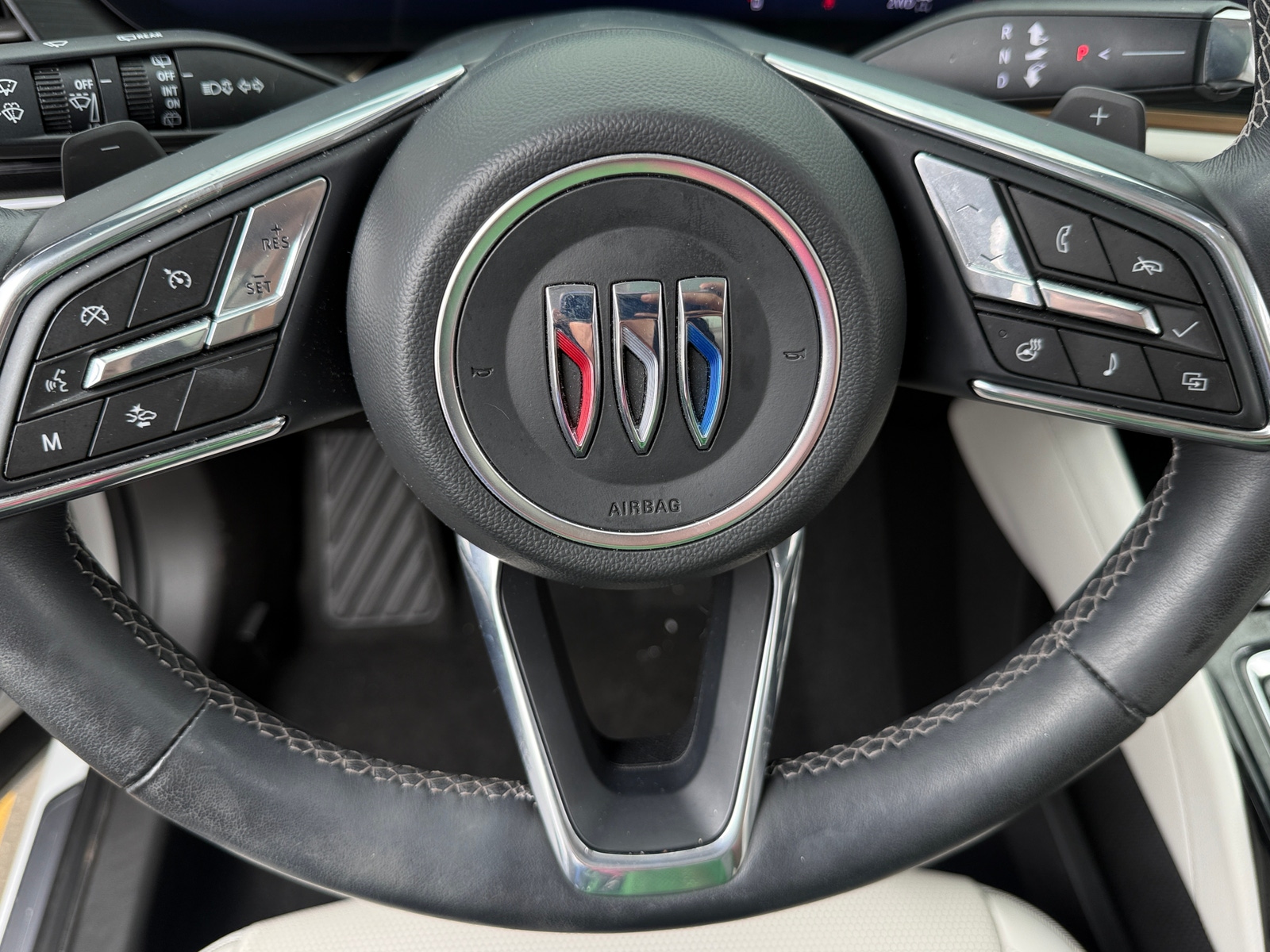 Thumbnail: 2024 Buick Envision - 4