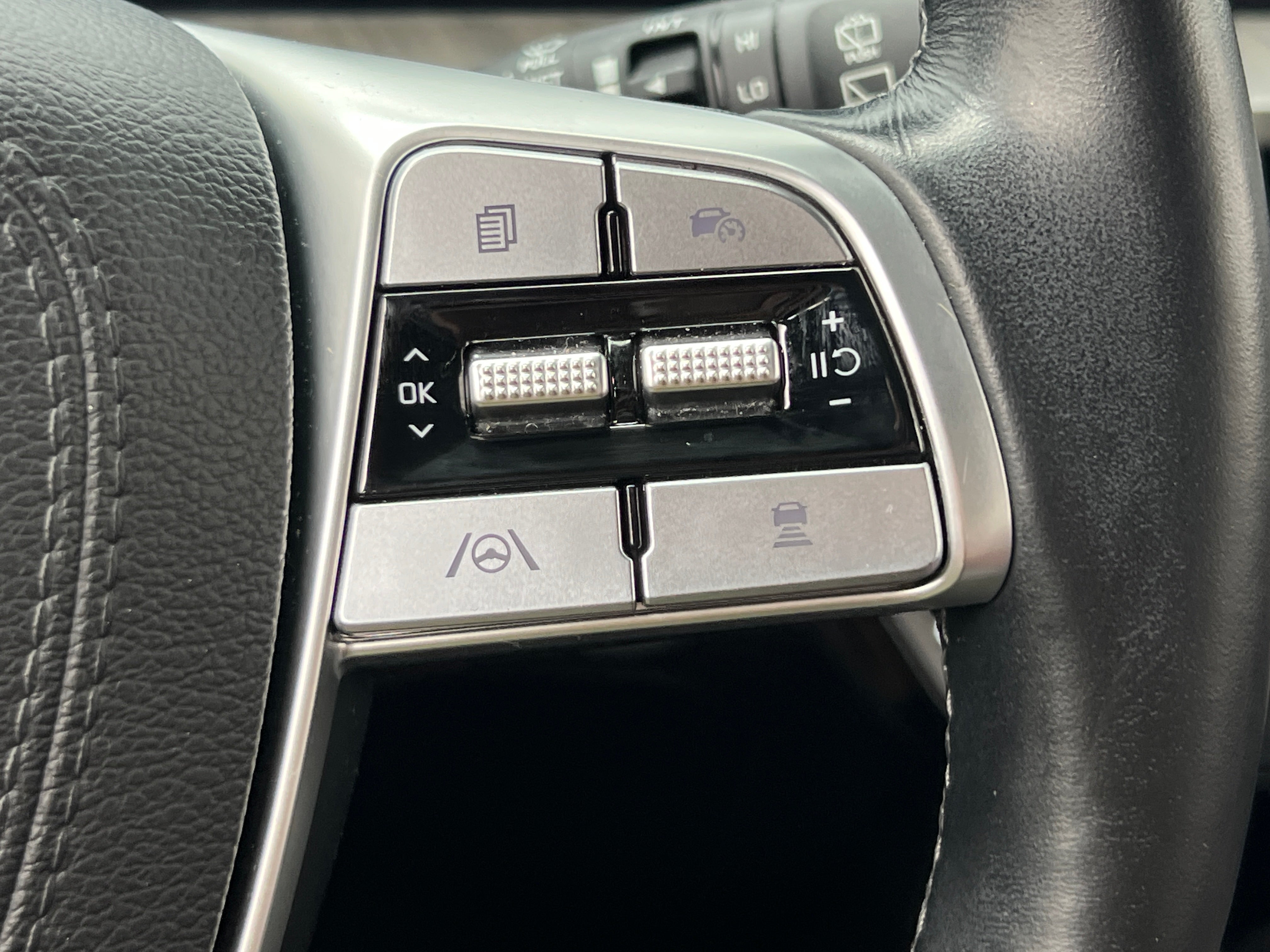 2023 Kia Telluride EX - Photo 15