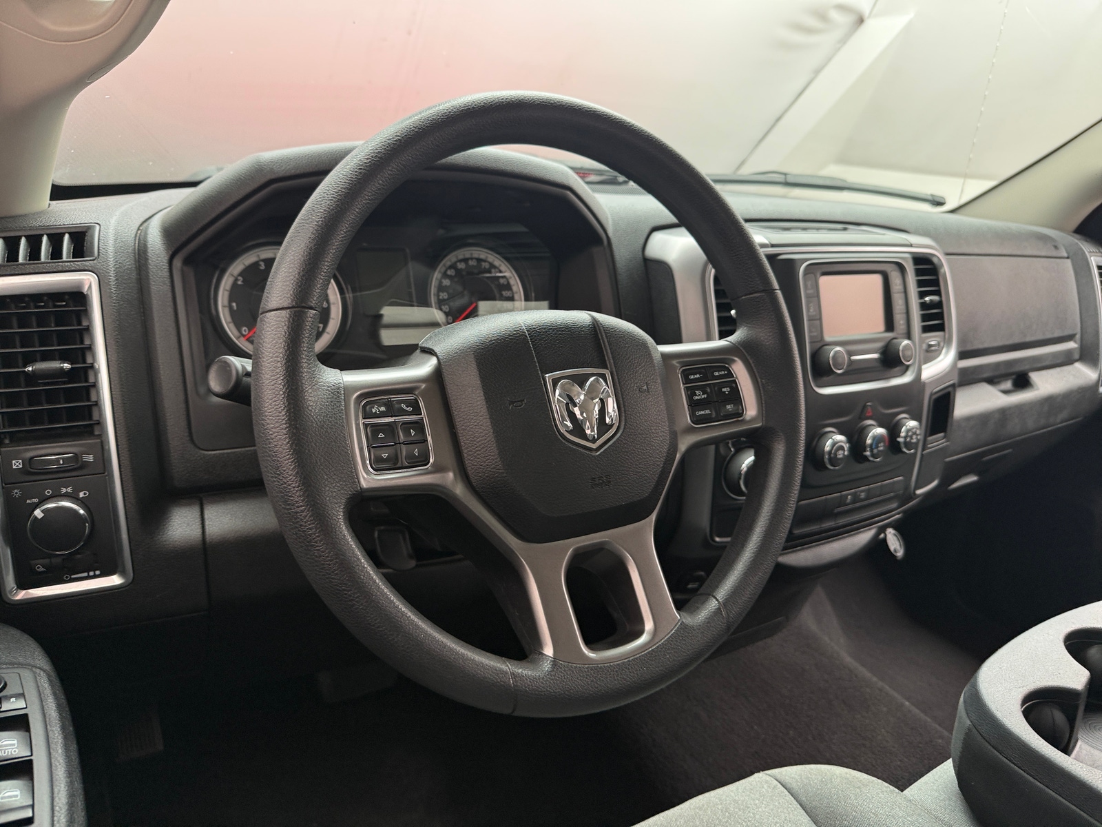 Thumbnail: 2024 RAM 1500 Classic - 5