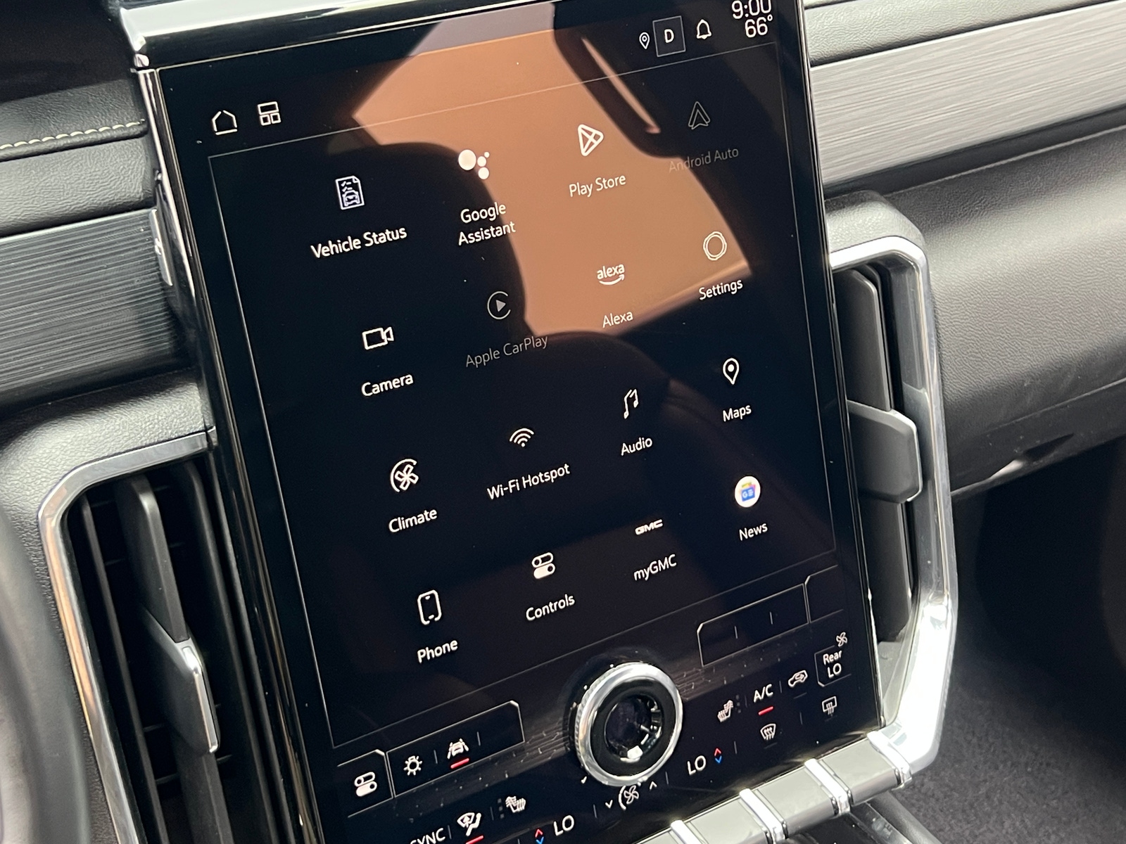Thumbnail: 2024 GMC Acadia - 3