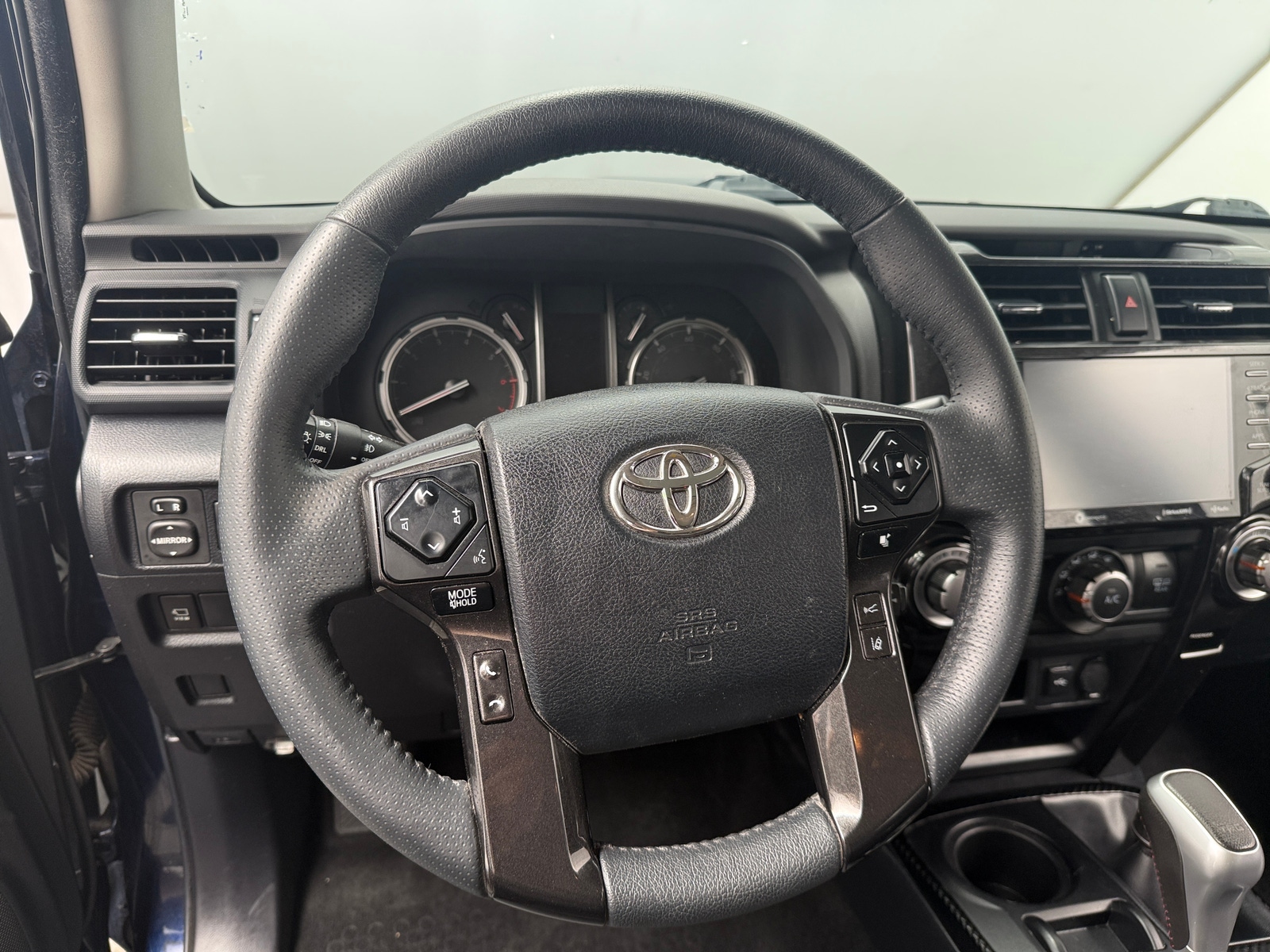 Thumbnail: 2022 Toyota 4Runner - 4