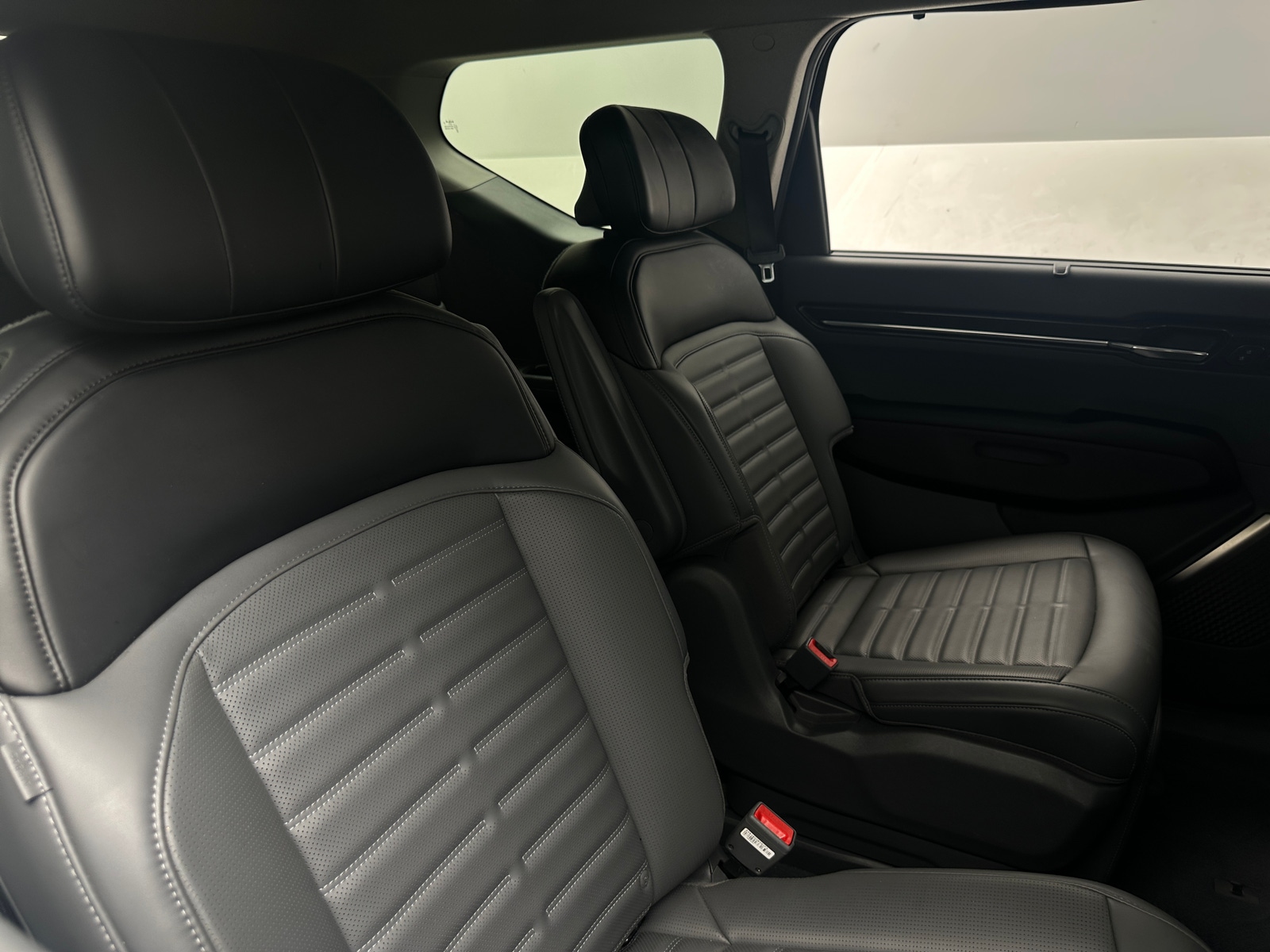 Thumbnail: 2024 Kia EV9 - 5