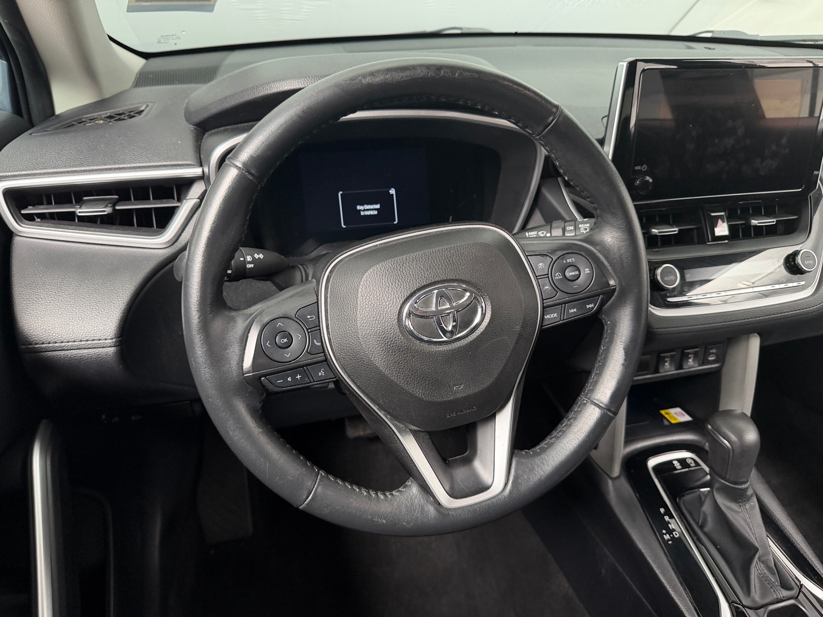 Thumbnail: 2023 Toyota Corolla Cross - 4