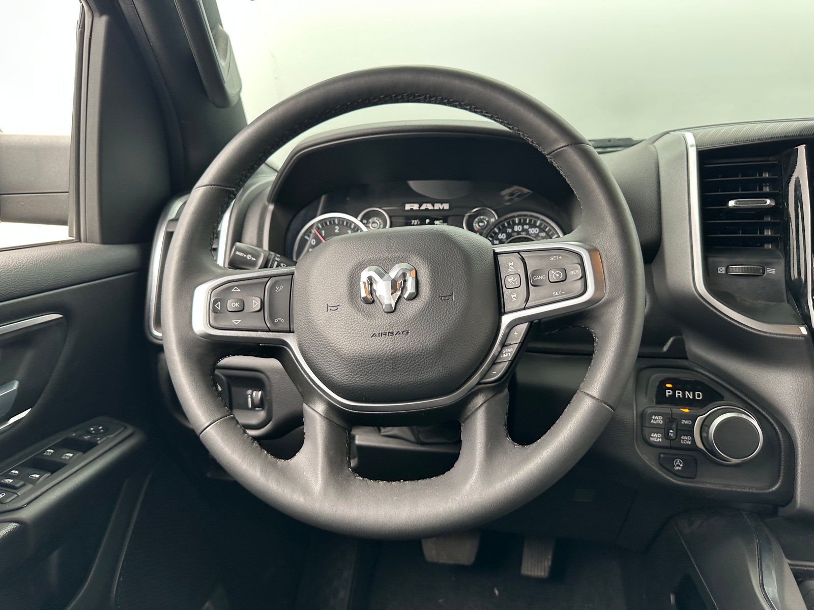 Thumbnail: 2025 RAM 1500 - 5