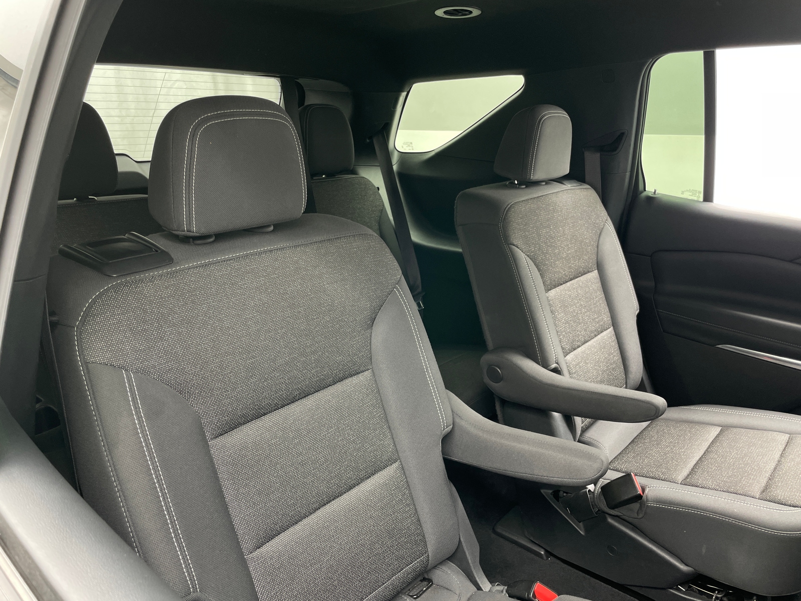 Thumbnail: 2025 Chevrolet Traverse - 6