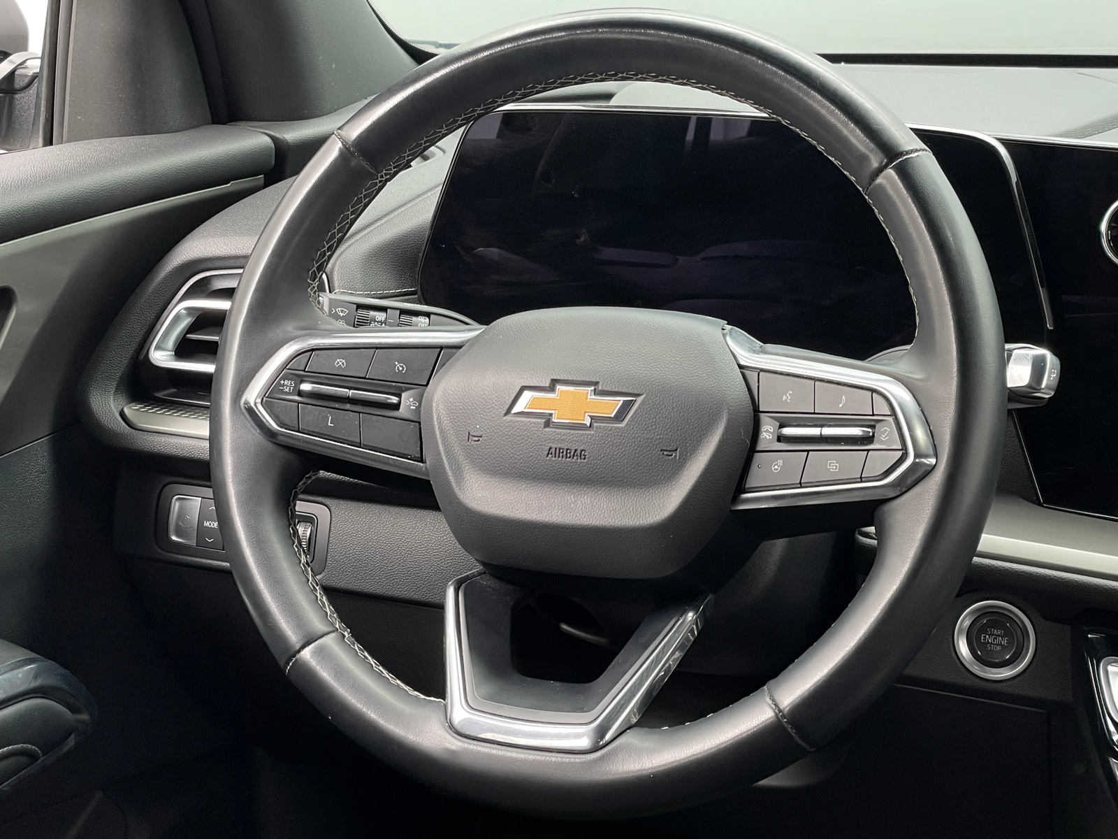 Thumbnail: 2025 Chevrolet Traverse - 5
