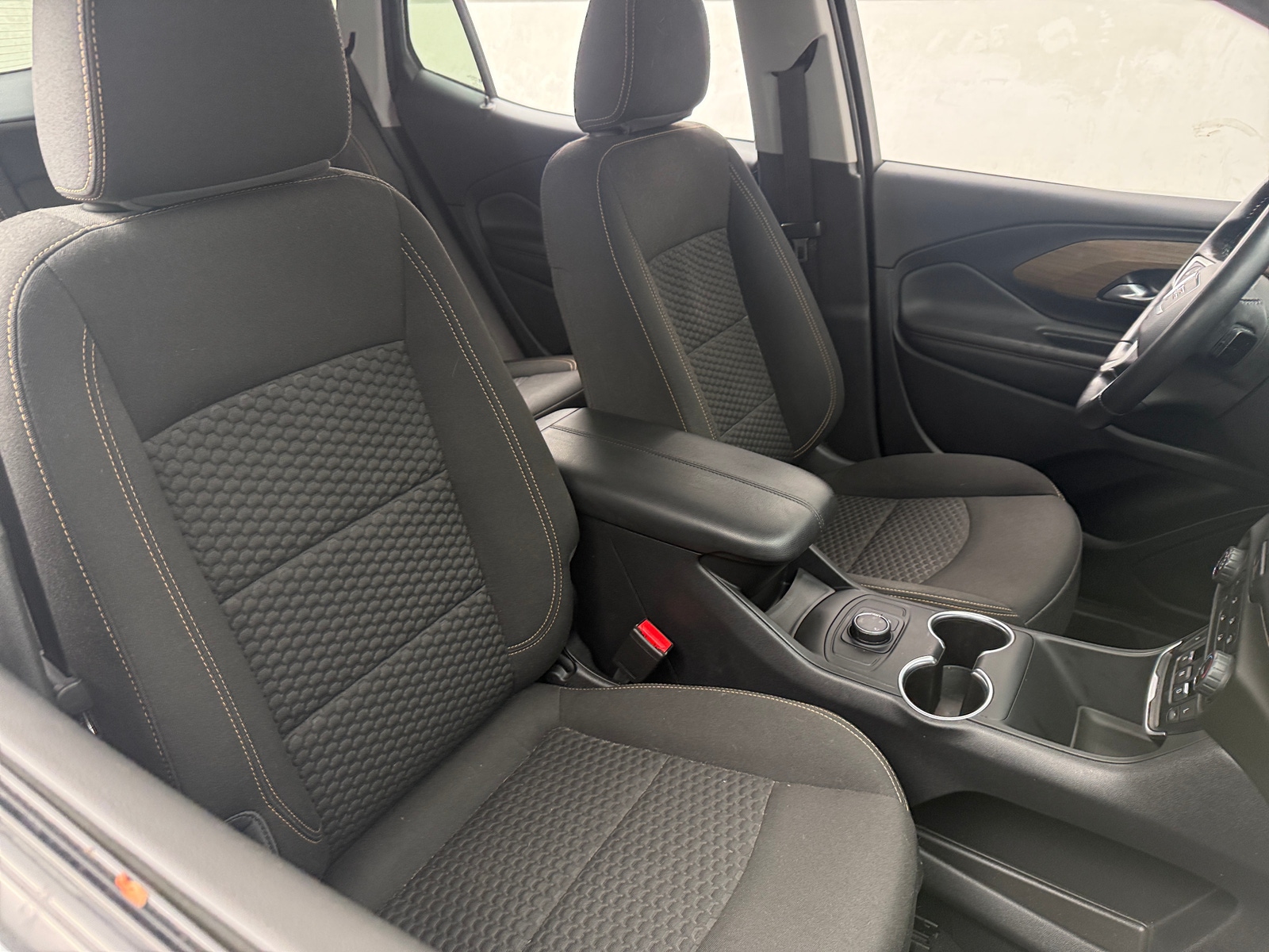 Thumbnail: 2020 GMC Terrain - 2