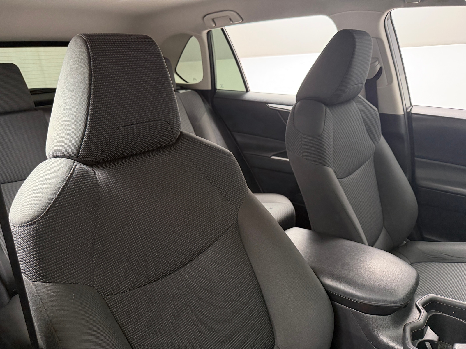 Thumbnail: 2019 Toyota RAV4 - 2