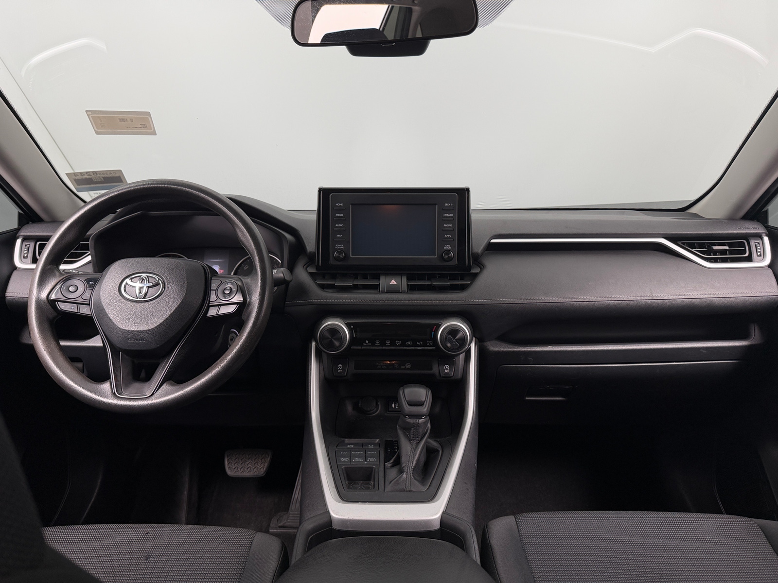 Thumbnail: 2019 Toyota RAV4 - 3