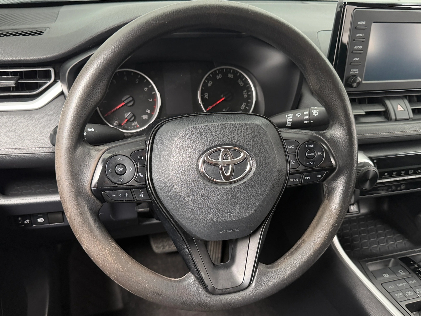 Thumbnail: 2019 Toyota RAV4 - 5