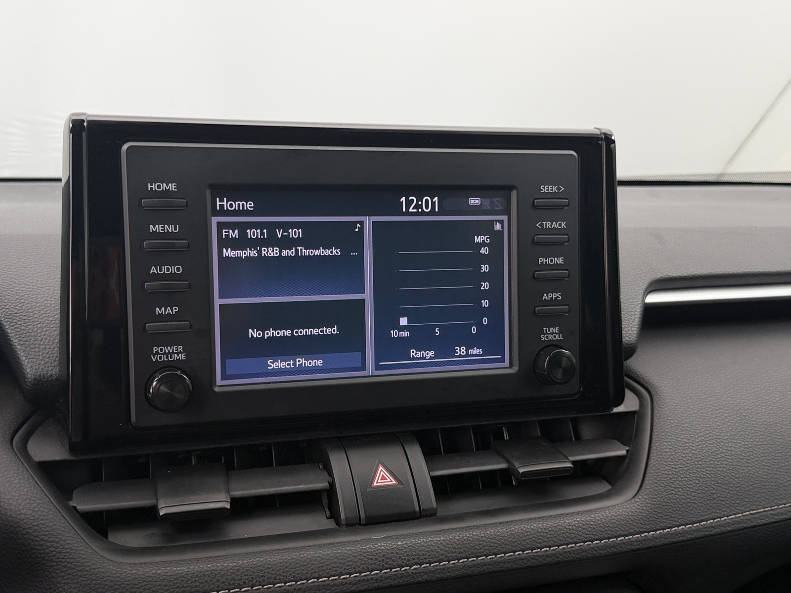 Thumbnail: 2019 Toyota RAV4 - 4