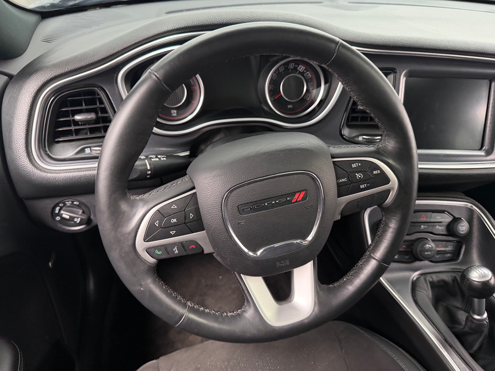 Thumbnail: 2015 Dodge Challenger - 3